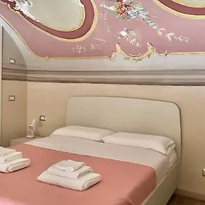 Couple's Dream Loft 100mt From Duomo And Apartamento