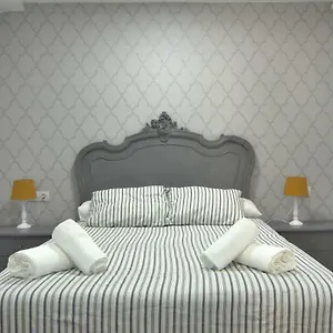 Ronda Sant Antoni Apartamento